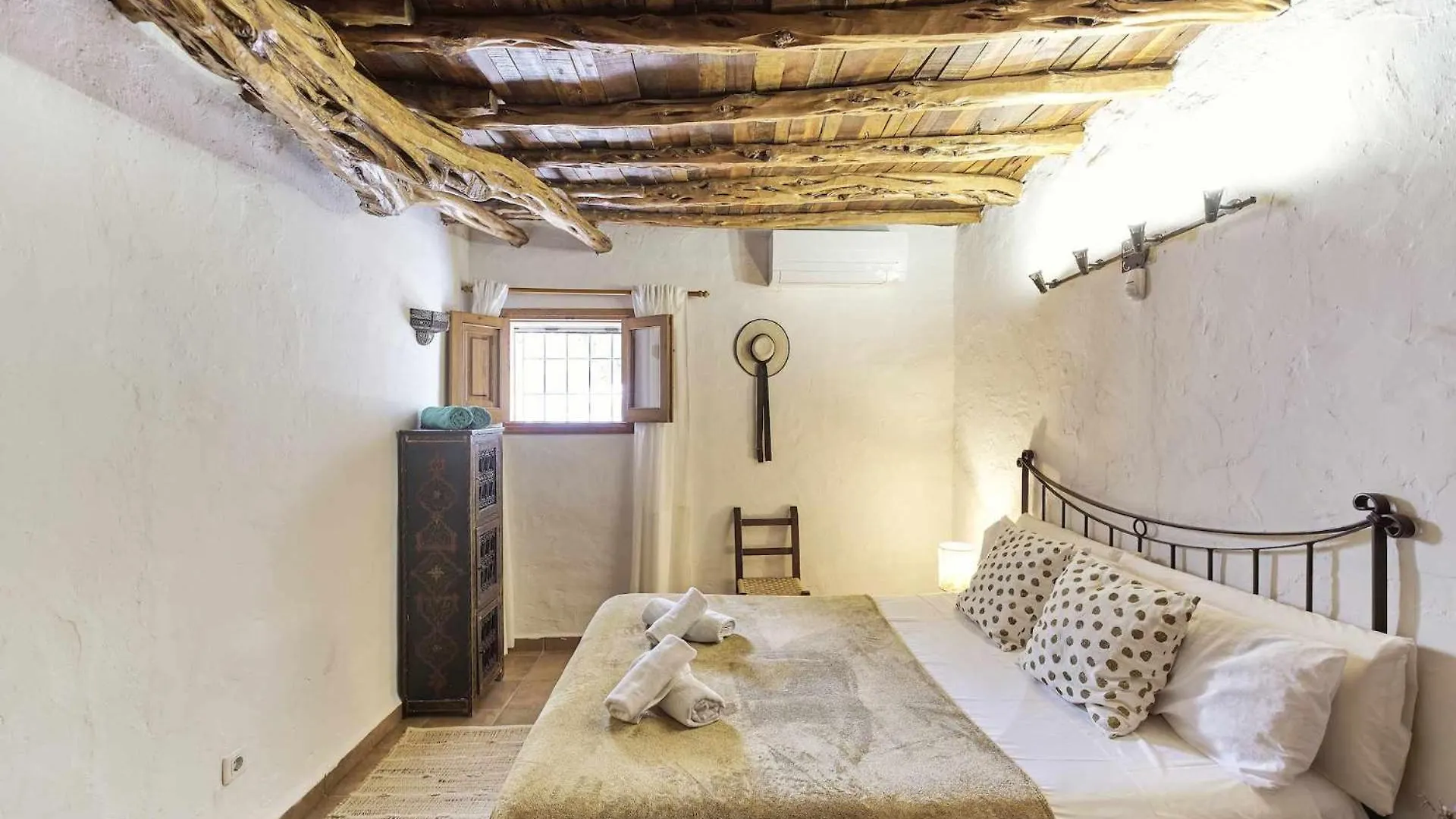 Villa Can Valencià Montecristo